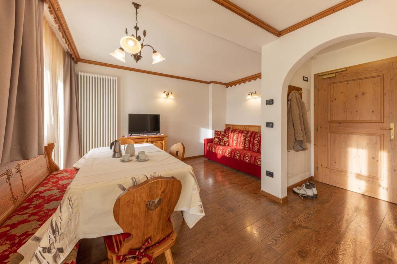Residence Adler San Martino Di Castrozza Exterior photo