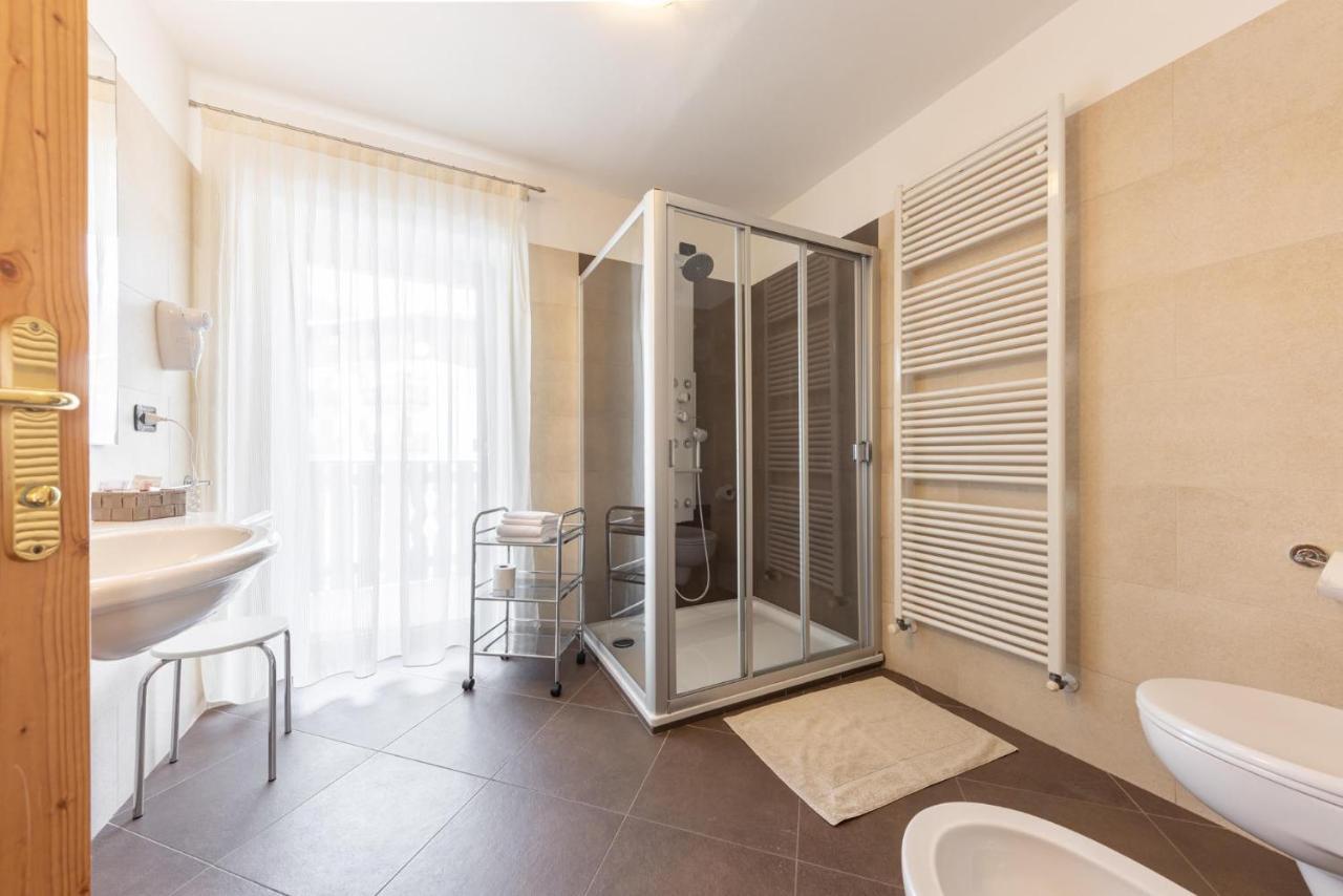 Residence Adler San Martino Di Castrozza Exterior photo