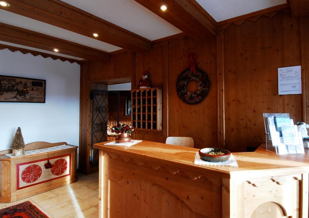 Residence Adler San Martino Di Castrozza Exterior photo